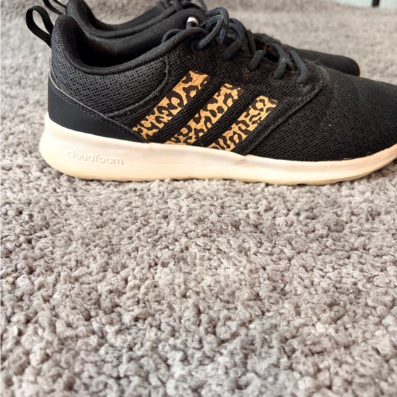 adidas Shoes - Adidas Cloudfoam Sneakers Womens 8 Black Leopard Stripe Running Shoes Comfort